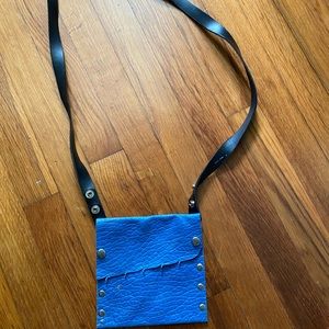 Blue purse small